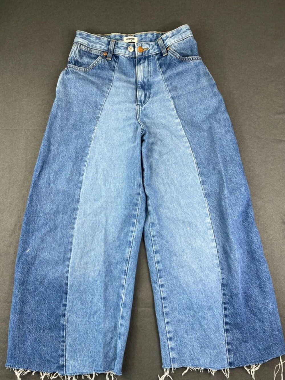 Wrangler Womens Blue Cowboy Barrel Jeans Two-Tone Denim Raw Hem Wide-Leg Comfort